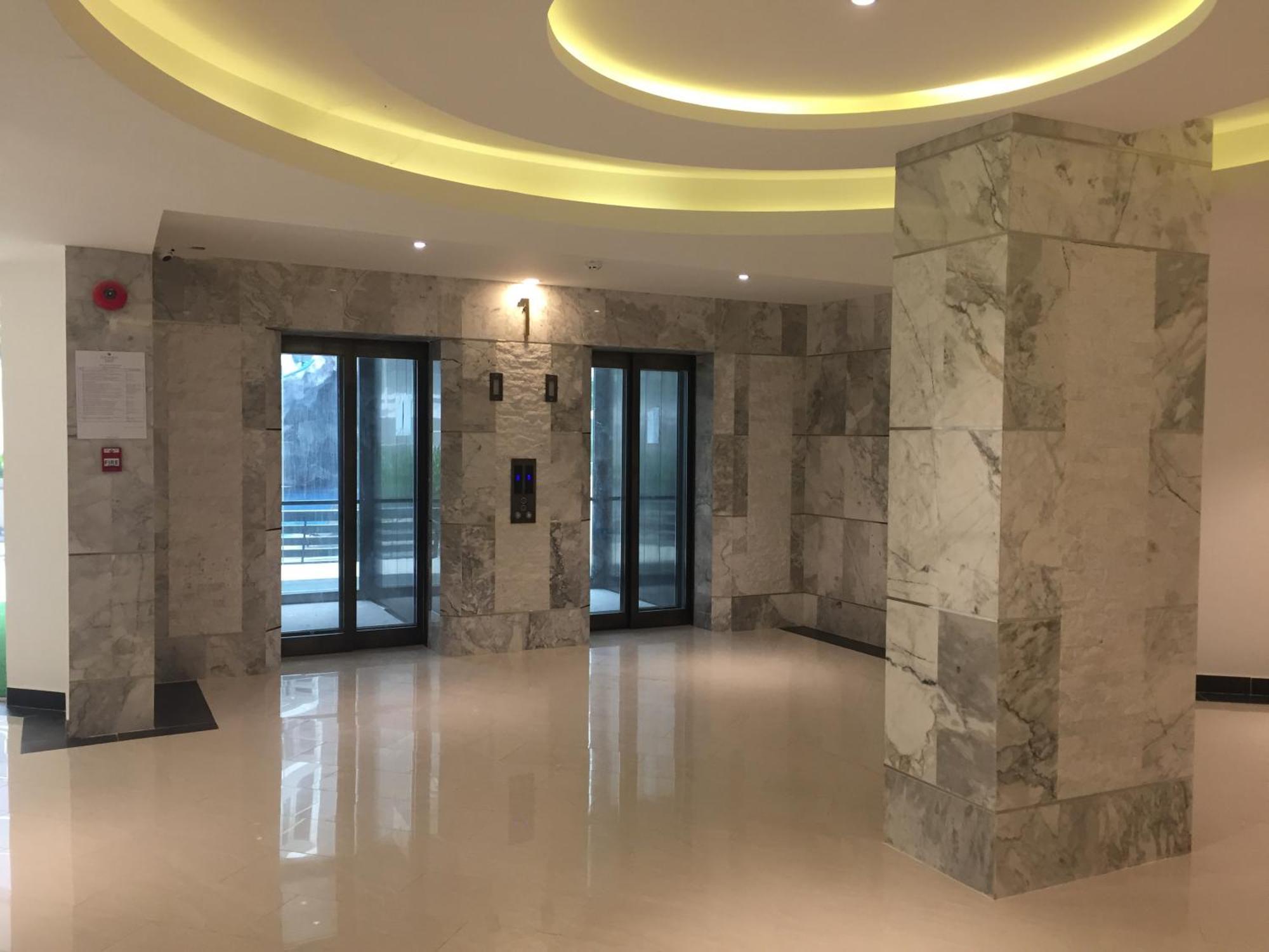 Luxury Business Suits In Grand Avenue By Pattaya City Estates מראה חיצוני תמונה